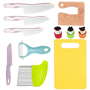 children-safe kitchen set